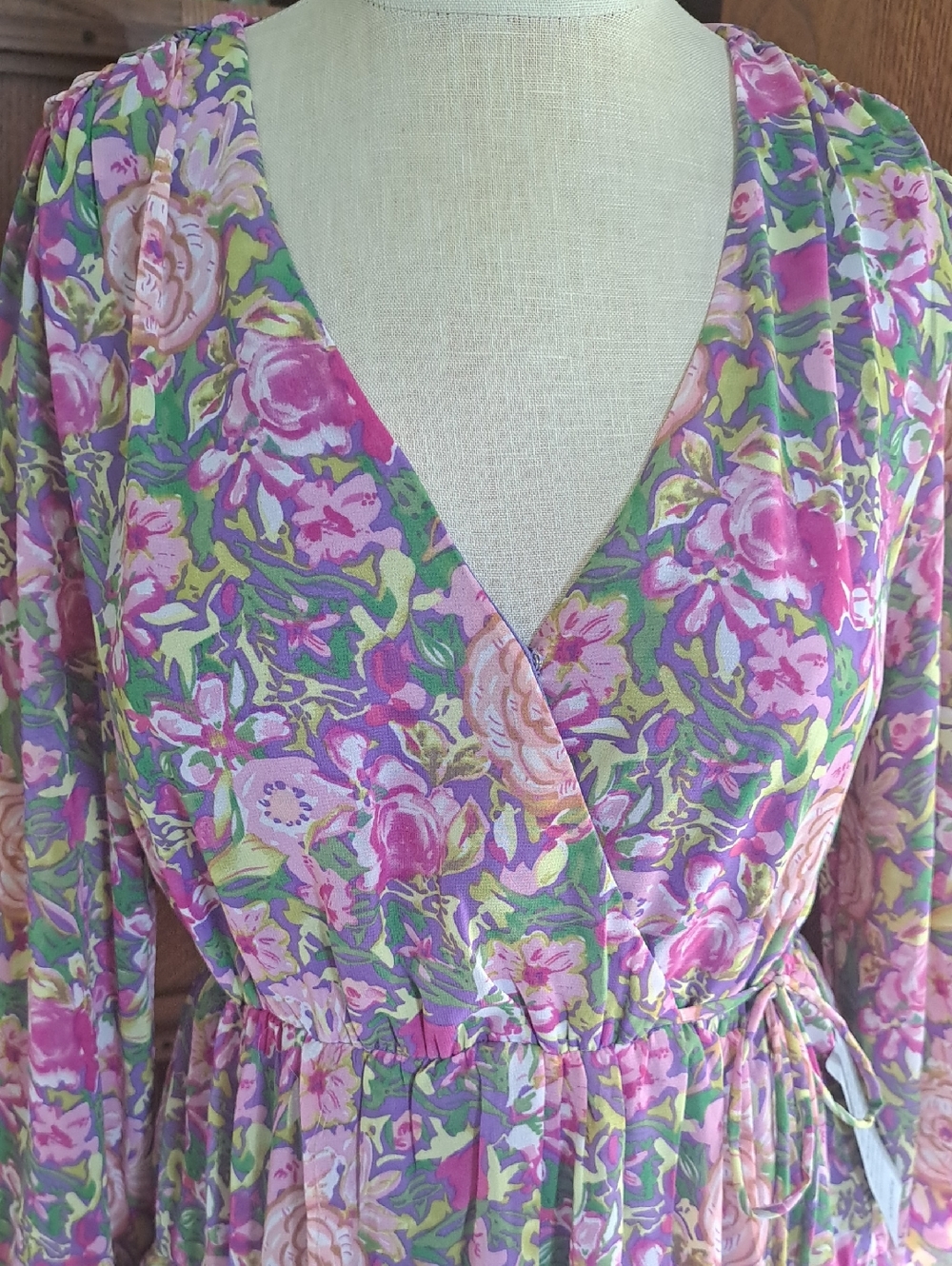 Lush Floral Faux Wrap Long Sleeve Mini Dress Purple Pink NWT Small - Picture 5 of 16